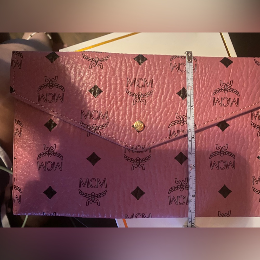 MCM Pink Logo Envelope Clutch - Picture 7 of 7